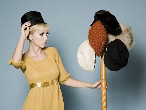 梦见穿上衣是什么意思_梦到穿新衣服好不好