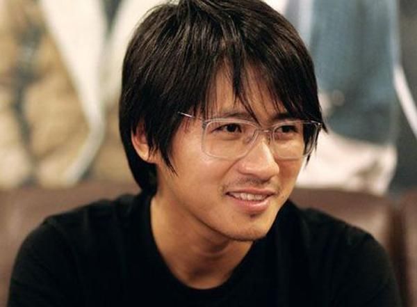 韩寒是什么星座_韩寒属相解析