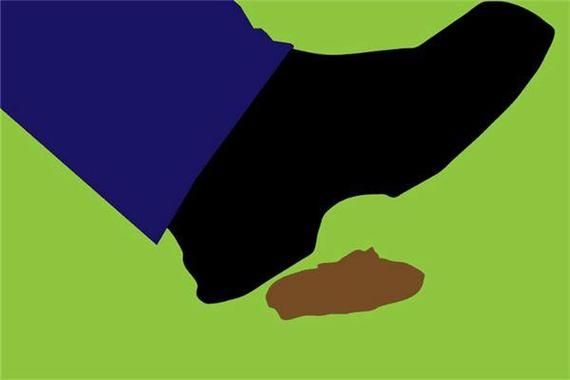 梦见拉了很多屎是什么意思_如何化解尴尬梦境