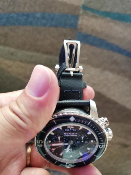 梦到表链断了_代表什么预兆