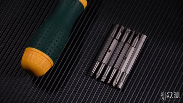 梦到螺丝刀是什么意思_梦见螺丝刀暗示什么